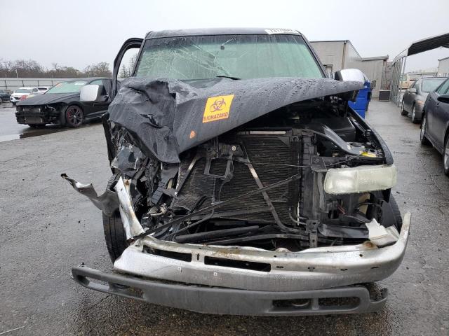 Photo 5 from auction – 2000 CHEVROLET SILVERADO with VIN 1GCEK19T0YZ235704
