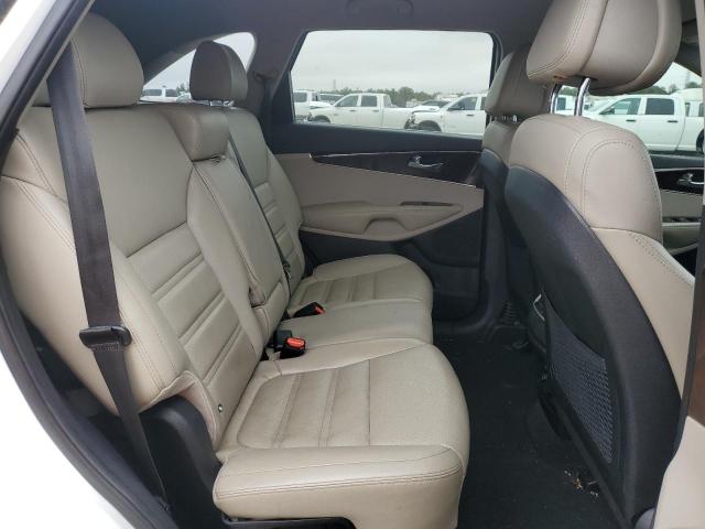 Photo 11 from auction – 2016 KIA SORENTO EX with VIN 5XYPH4A58GG126880