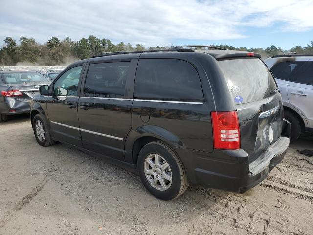 Photo 2 from auction – 2010 CHRYSLER TOWN & COU with VIN 2A4RR8DX8AR392908