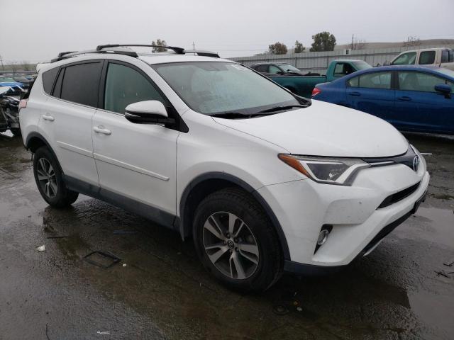 Photo 4 from auction – 2016 TOYOTA RAV4 XLE with VIN 2T3WFREV3GW312191