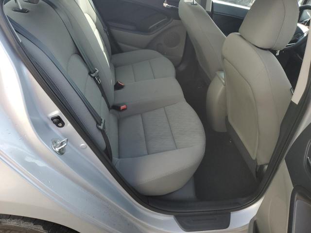 Photo 10 from auction – 2015 KIA FORTE LX with VIN KNAFK4A62F5390946