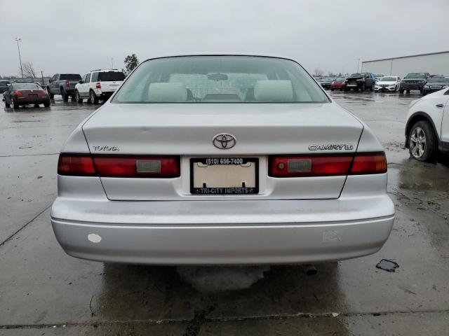 Photo 6 from auction – 1997 TOYOTA CAMRY with VIN 4T1BG22K6VU098865