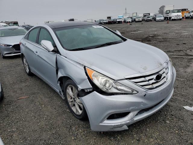 Photo 4 from auction – 2012 HYUNDAI SONATA SE with VIN 5NPEC4AC2CH451368