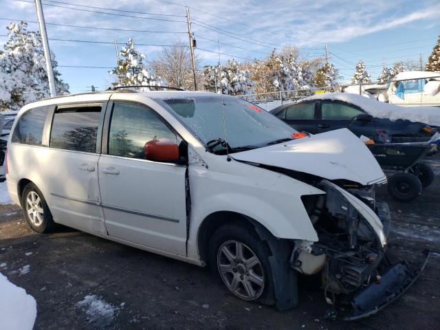Photo 4 from auction – 2010 CHRYSLER TOWN & COU with VIN 2A4RR5D14AR442892