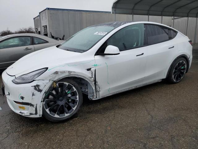 TESLA MODEL Y 2021 z numerem VIN 5YJYGAEE3MF155027 - Zdjęcie z aukcji