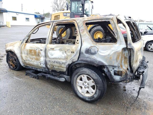 Photo 2 from auction – 2005 FORD ESCAPE XLT with VIN 1FMYU03155KD92167