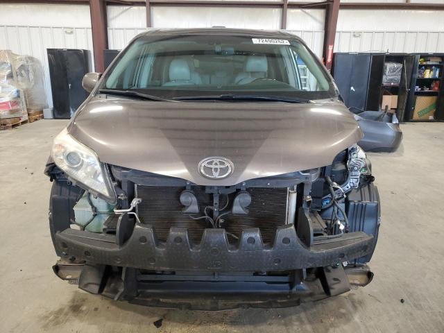 Photo 5 from auction – 2012 TOYOTA SIENNA XLE with VIN 5TDYK3DC7CS237945