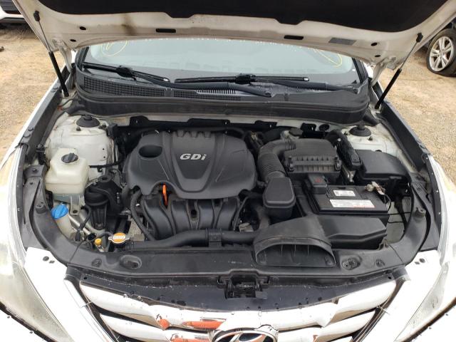 Photo 11 from auction – 2011 HYUNDAI SONATA SE with VIN 5NPEC4AC6BH092749