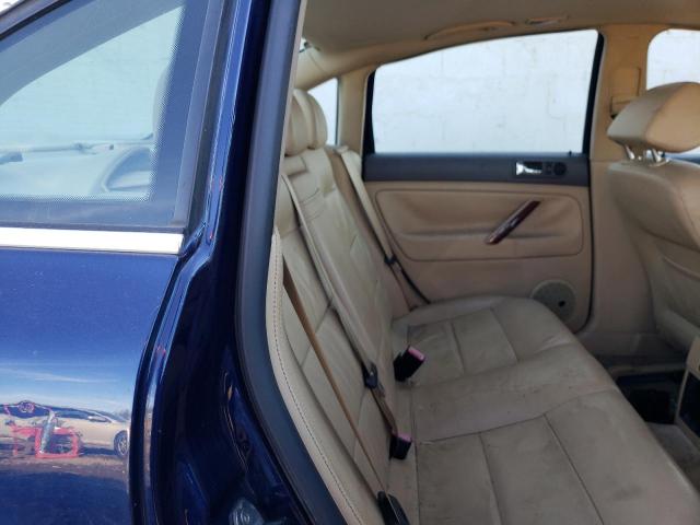 Photo 10 from auction – 2005 VOLKSWAGEN PASSAT GLS with VIN WVWAD63B15E053602