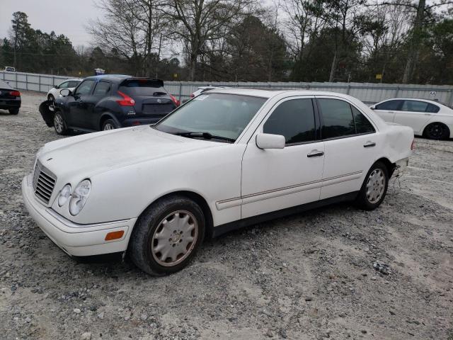 Photo 1 from auction – 1999 MERCEDES-BENZ E 320 with VIN WDBJF65H3XA800699