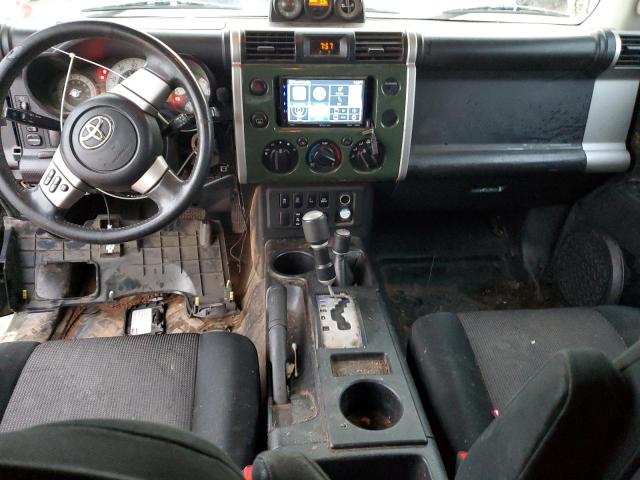 Photo 8 from auction – 2010 TOYOTA FJ CRUISER with VIN JTEBU4BF6AK094697