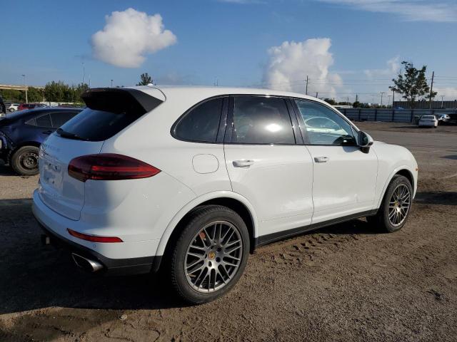 Фото 3 с аукциона – 2017 PORSCHE CAYENNE с VIN WP1AA2A21HKA87421