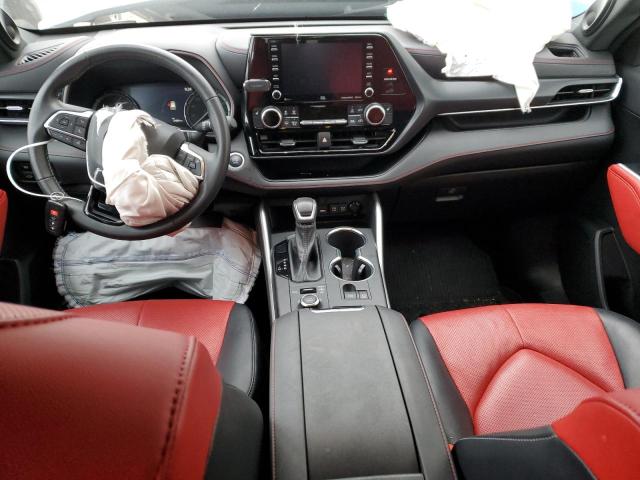 Photo 8 from auction – 2021 TOYOTA HIGHLANDER with VIN 5TDJZRBH4MS136829