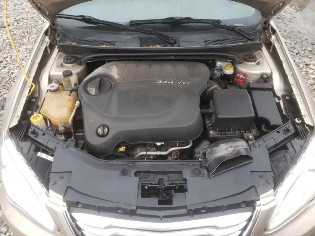 Photo 11 from auction – 2013 CHRYSLER 200 LIMITE with VIN 1C3CCBCG1DN621060