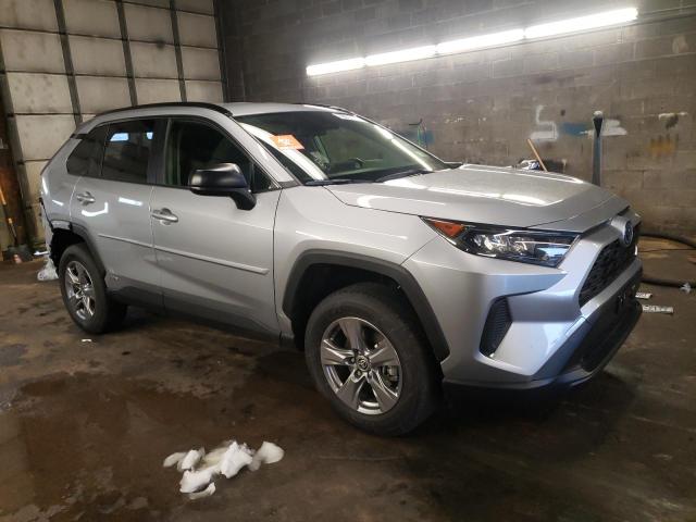 Photo 4 from auction – 2022 TOYOTA RAV4 LE with VIN JTMLWRFV1ND158656