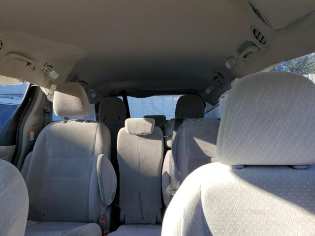 Photo 10 from auction – 2017 TOYOTA SIENNA LE with VIN 5TDKZ3DCXHS844222