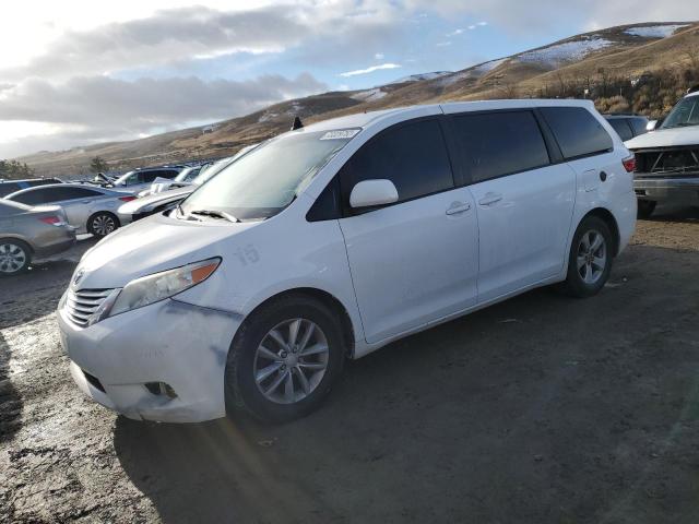 TOYOTA SIENNA LE 2015 with VIN 5TDKK3DCXFS583885 - Photo from auction