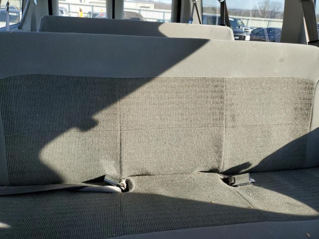 Photo 11 from auction – 2005 FORD ECONOLINE with VIN 1FBNE31L65HB07472