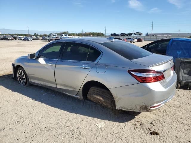 Photo 2 from auction – 2017 HONDA ACCORD HYB with VIN JHMCR6F33HC014121