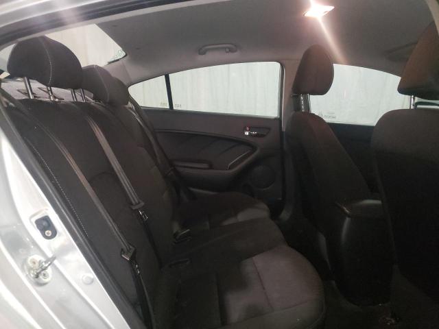 Photo 10 from auction – 2016 KIA FORTE LX with VIN KNAFK4A60G5615950