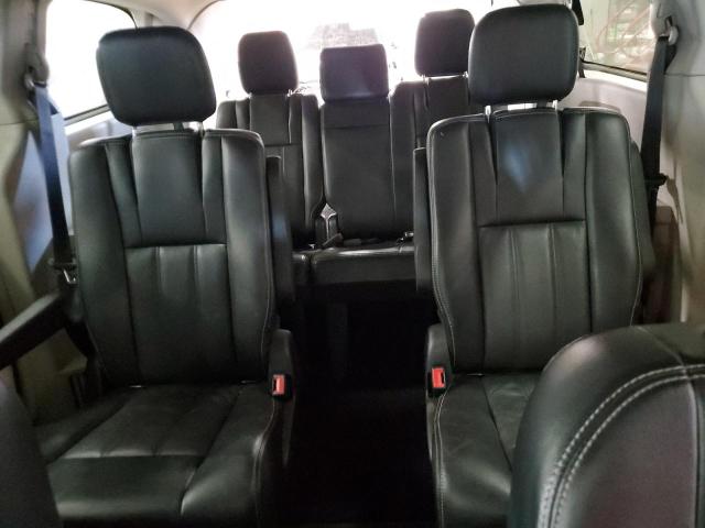Photo 10 from auction – 2012 CHRYSLER TOWN & COU with VIN 2C4RC1BG4CR351082