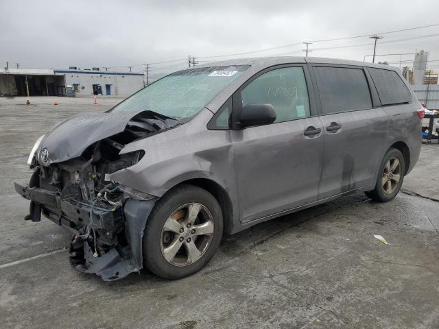 TOYOTA SIENNA 2017 with VIN 5TDZZ3DC7HS867908 - Photo from auction
