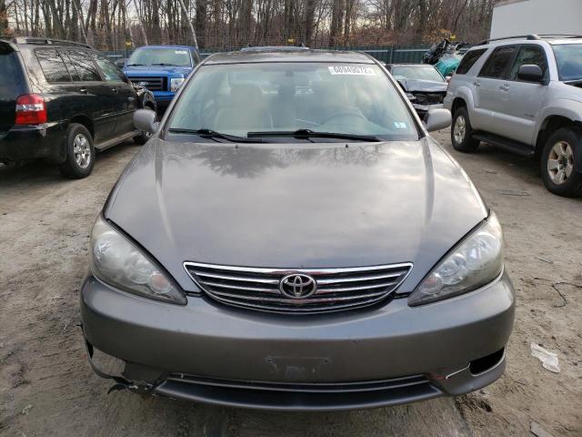 Photo 5 from auction – 2005 TOYOTA CAMRY LE with VIN 4T1BF30K15U591882