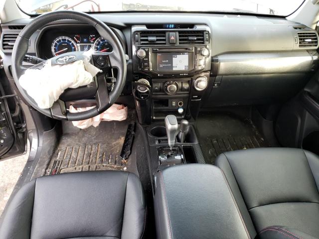 Photo 8 from auction – 2018 TOYOTA 4RUNNER SR with VIN JTEBU5JR8J5596417