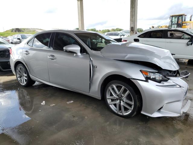 Photo 4 from auction – 2016 LEXUS IS 200T with VIN JTHBA1D22G5032631