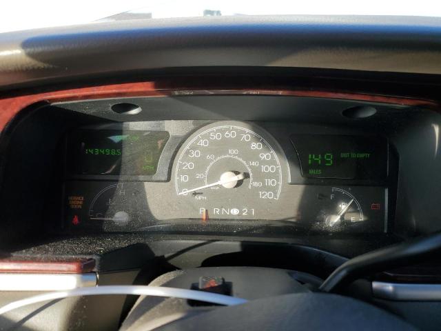 Photo 9 from auction – 2004 LINCOLN TOWN CAR E with VIN 1LNHM81W54Y659638