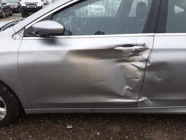 Photo 7 from auction – 2015 CHRYSLER 200 LIMITE with VIN 1C3CCCAB7FN751912