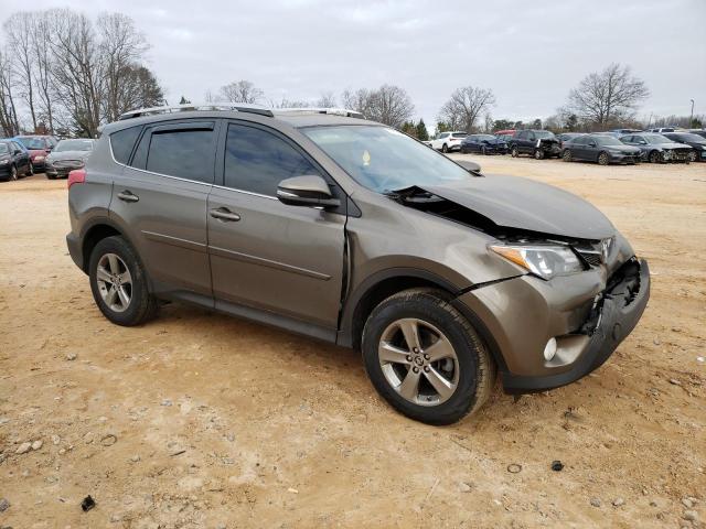 Photo 4 from auction – 2015 TOYOTA RAV4 XLE with VIN JTMRFREV0FD135107