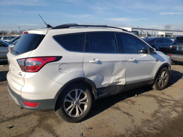Photo 3 from auction – 2018 FORD ESCAPE SE with VIN 1FMCU9GD8JUB93468