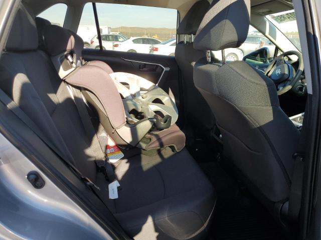 Photo 11 from auction – 2021 TOYOTA RAV4 LE with VIN 2T3F1RFV9MW140094