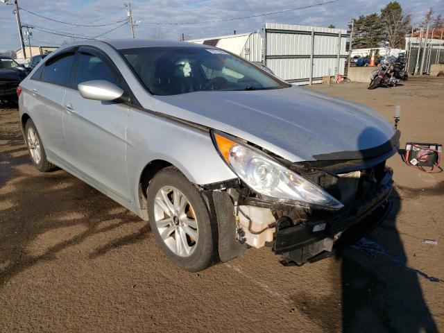 Photo 4 from auction – 2013 HYUNDAI SONATA GLS with VIN 5NPEB4AC2DH648562