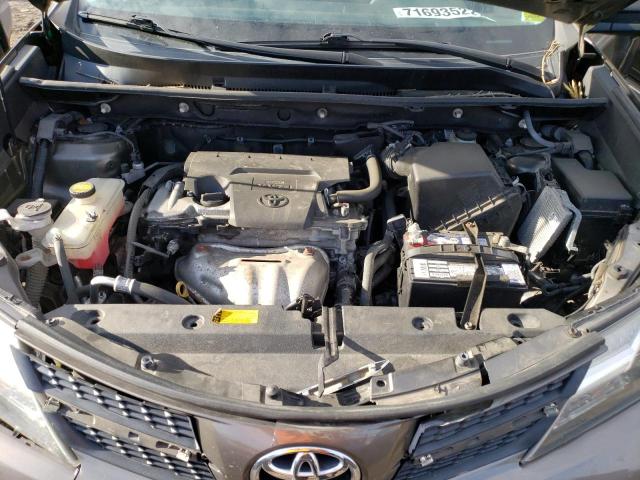Photo 12 from auction – 2015 TOYOTA RAV4 LE with VIN 2T3BFREV8FW277838