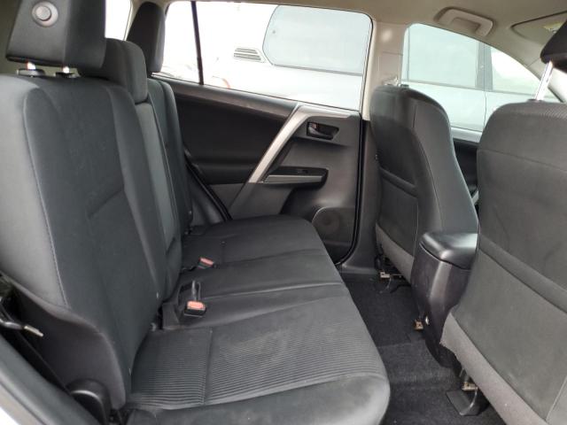 Photo 10 from auction – 2018 TOYOTA RAV4 LE with VIN 2T3ZFREV2JW467786