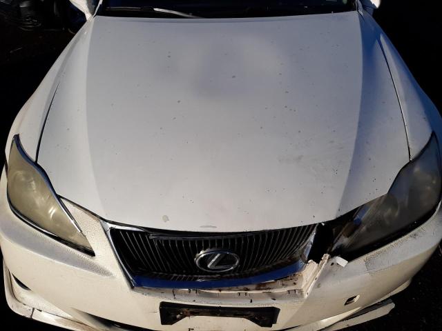 Photo 11 from auction – 2006 LEXUS IS 250 with VIN JTHCK262165005231
