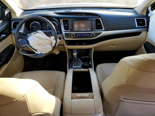Photo 8 from auction – 2016 TOYOTA HIGHLANDER with VIN 5TDJKRFH2GS235412
