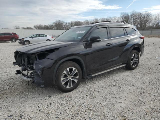 TOYOTA HIGHLANDER 2021 with VIN 5TDGZRAH0MS082876 - Photo from auction