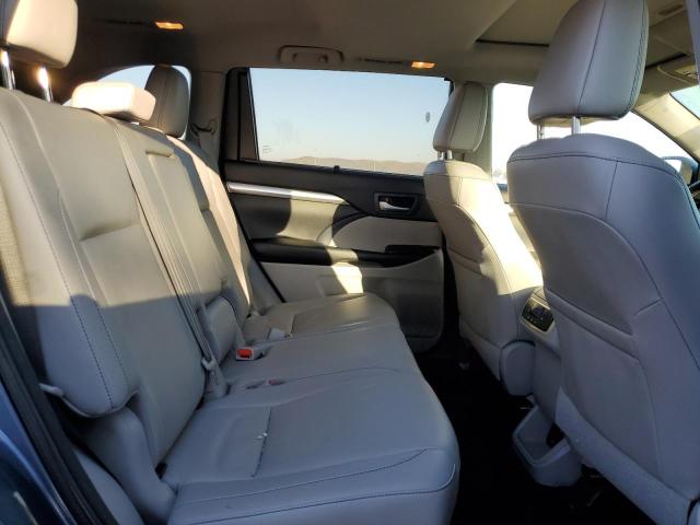 Zdjęcie 11 z aukcji – 2018 TOYOTA HIGHLANDER z VIN 5TDJZRFH5JS884625