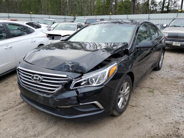 HYUNDAI SONATA SE 2017 with VIN 5NPE24AF3HH543853 - Photo from auction