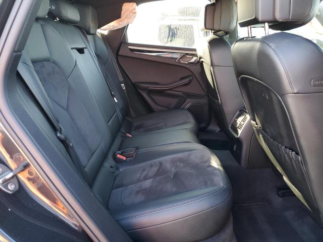 Photo 11 from auction – 2018 PORSCHE MACAN with VIN WP1AA2A56JLB08306