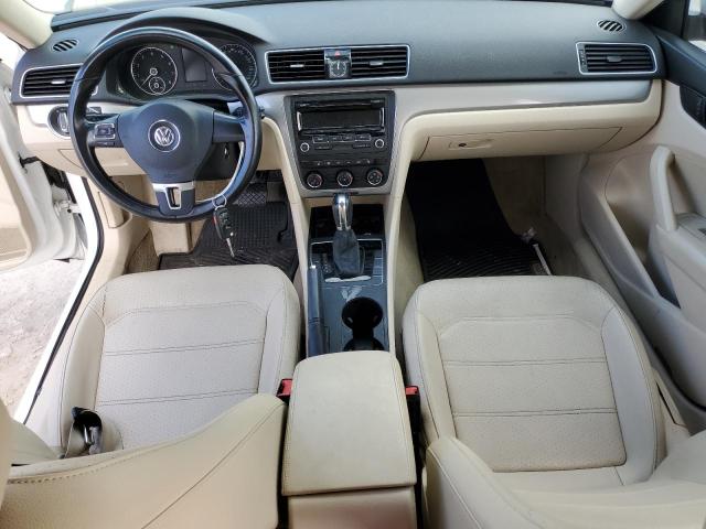 Photo 8 from auction – 2014 VOLKSWAGEN PASSAT S with VIN 1VWAT7A30EC036982