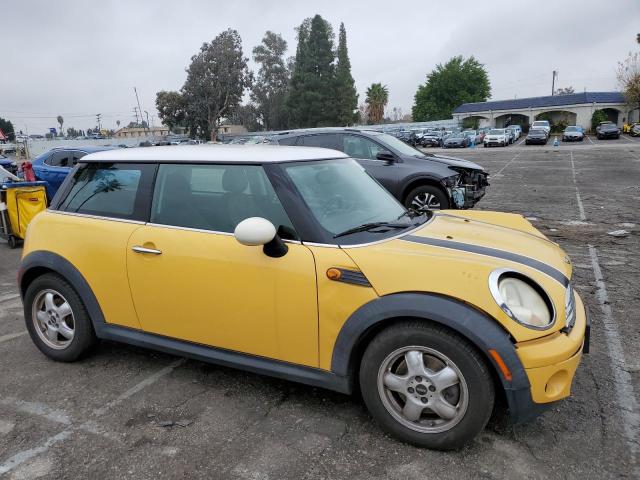 Photo 4 from auction – 2009 MINI COOPER with VIN WMWMF33519TW73011