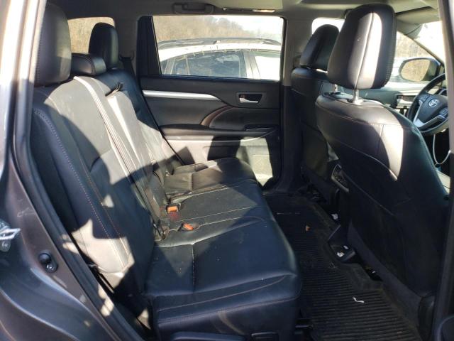 Photo 11 from auction – 2017 TOYOTA HIGHLANDER with VIN 5TDJZRFH4HS464459