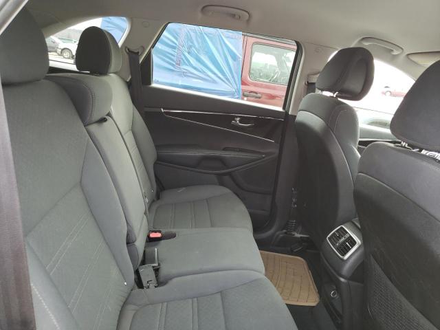 Photo 10 from auction – 2016 KIA SORENTO LX with VIN 5XYPG4A33GG164485