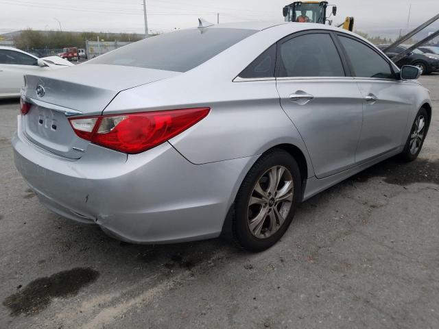 Photo 3 from auction – 2011 HYUNDAI SONATA SE with VIN 5NPEC4AC0BH271322