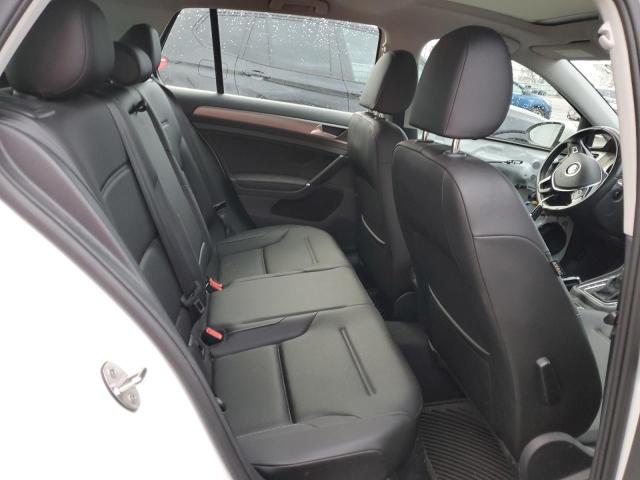 Photo 10 from auction – 2017 VOLKSWAGEN GOLF S with VIN 3VW217AU1HM076803