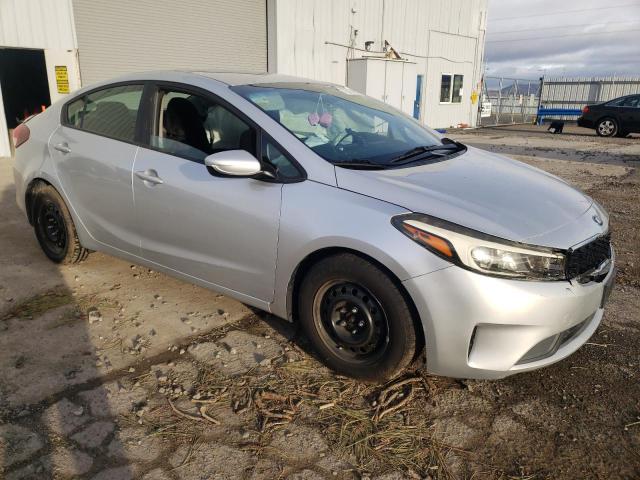 Photo 4 from auction – 2017 KIA FORTE LX with VIN 3KPFK4A73HE125262